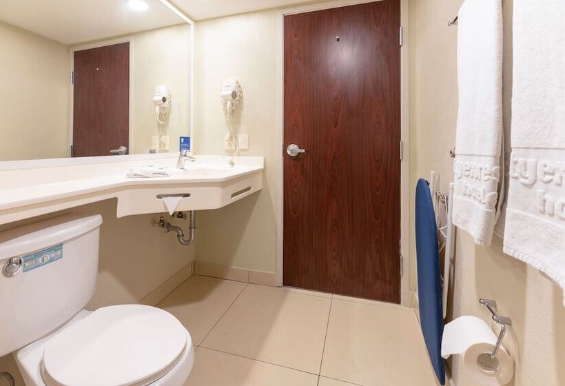 غرفه قياسيه سريرين مزدوجين, City Express By Marriott San José Costa Rica