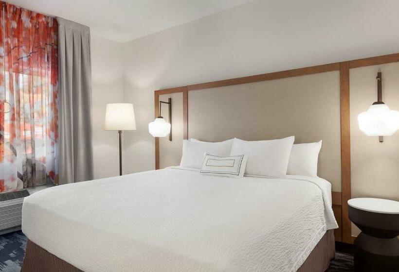 스탠다드 룸 킹사이즈 침대, Fairfield Inn By Marriott Visalia Sequoia