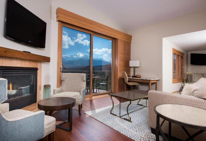 ジュニアスイート, Garden Of The Gods Resort & Club