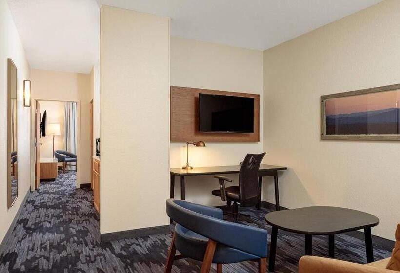 스탠다드 스튜디오 킹침대, Fairfield Inn & Suites San Angelo