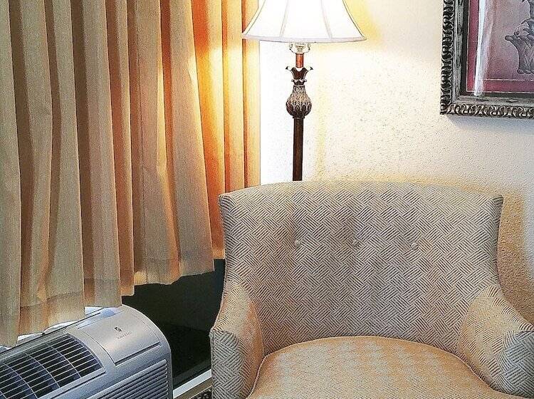 스탠다드 룸 더블 침대 2개, Emerald Shores Hotel   Daytona Beach