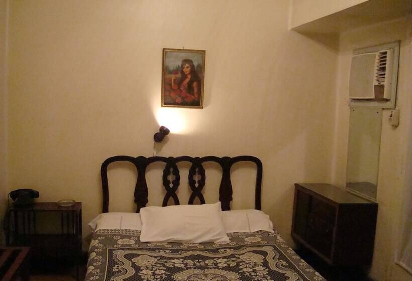 اتاق استاندارد یک نفره, Lotus Hotel Cairo