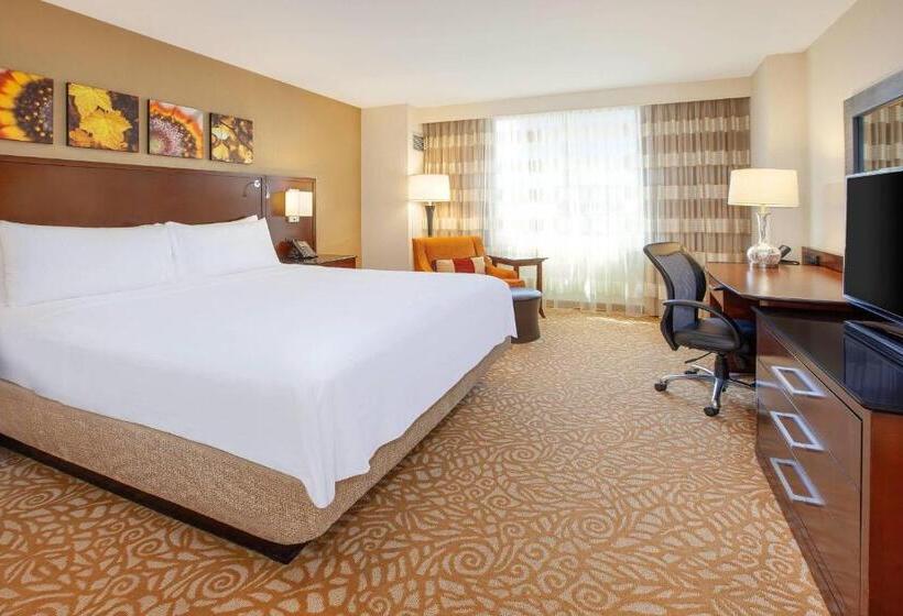 标准间, Milwaukee Marriott Downtown