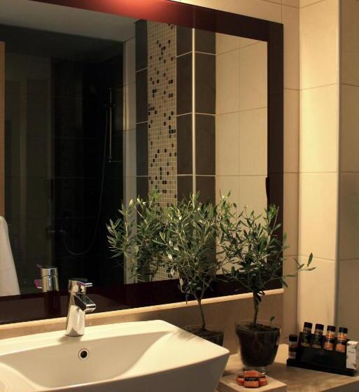 Номер Стандарт Трехместный, Elektra Hotel & Spa
