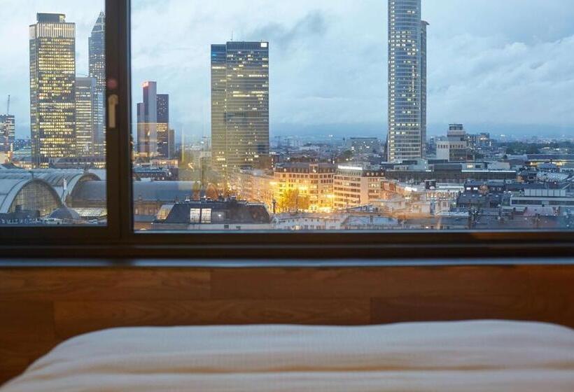 اتاق سوپریور با چشم‌انداز, Scandic Frankfurt Museumsufer