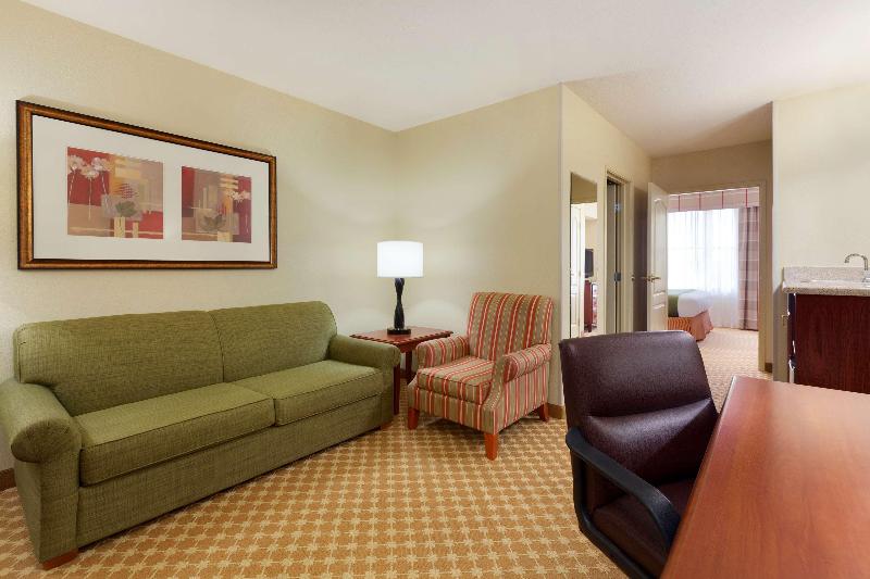 Люкс Кровать Кинг, Garner Hotel Gillette South, An Ihg