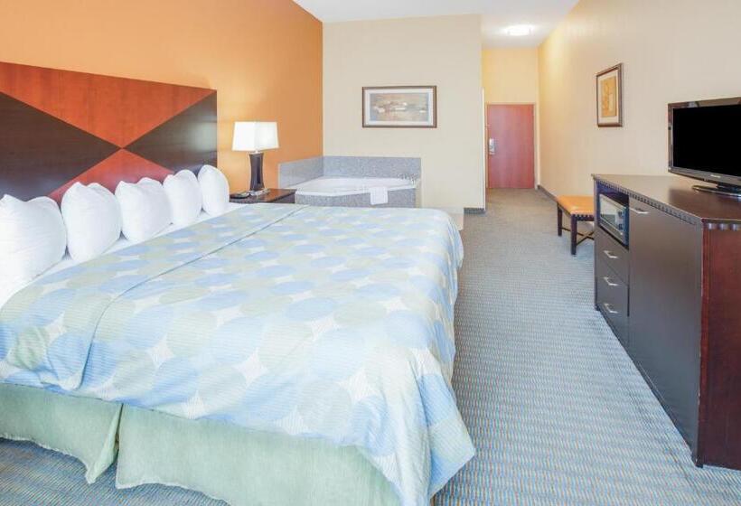 디럭스 스튜디오, Days Inn & Suites By Wyndham Russellville
