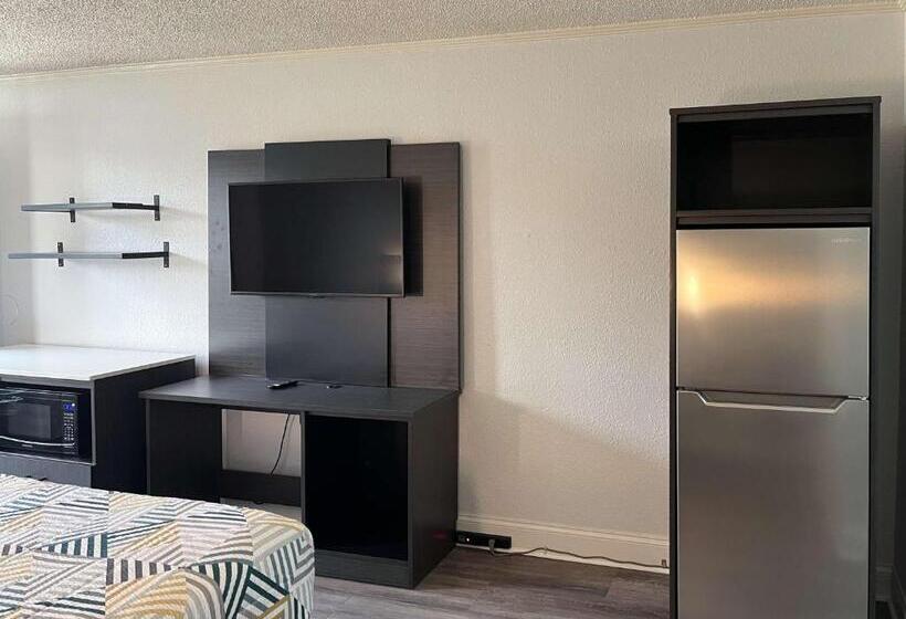 Стандартный Номер Кровать Кинг, Studio 6 Suites Perry, Ga