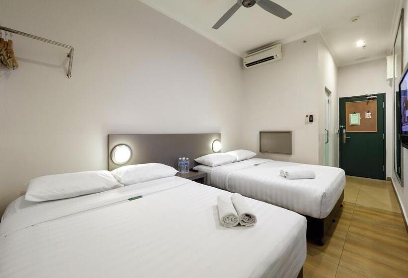 Семейный Номер, Tune Hotels   1 Borneo, Kota Kinabalu