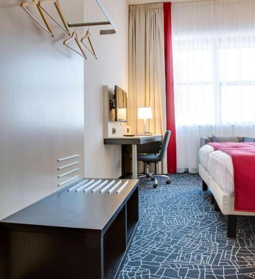 Номер Стандарт, Park Inn By Radisson Amsterdam Airport Schiphol