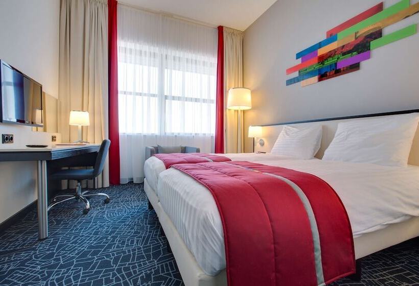 Номер Стандартный с Видом, Park Inn By Radisson Amsterdam Airport Schiphol