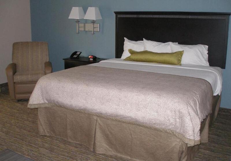 Студия Стандарт, Candlewood Amarillo Western Crossing, An Ihg