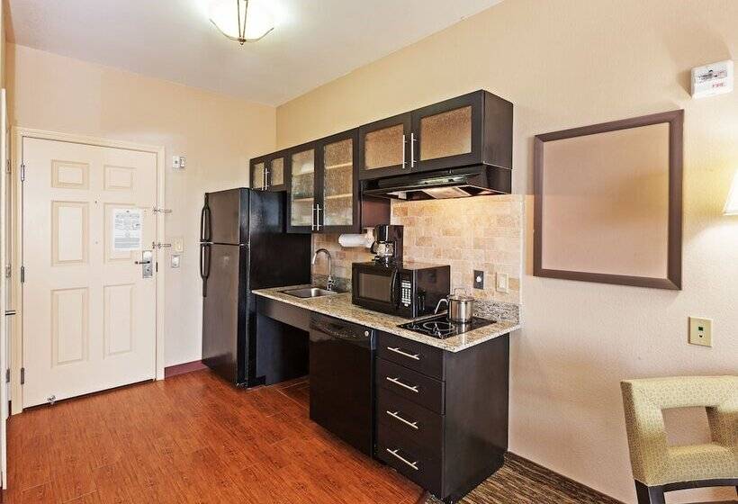 Люкс, Candlewood Amarillo Western Crossing, An Ihg