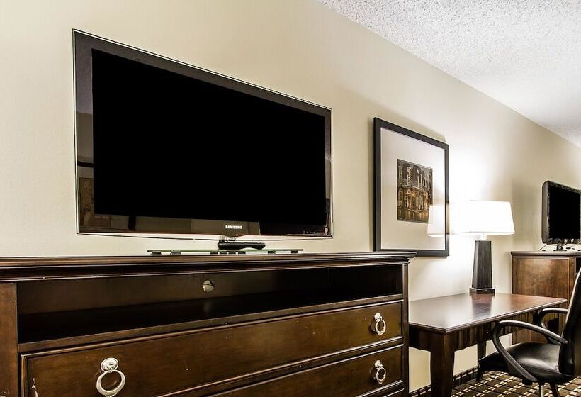 스위트, Evangeline Downs Hotel, Ascend Hotel Collection