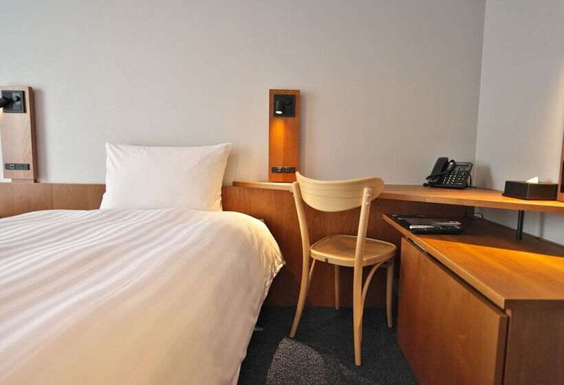 Номер Стандарт, Toyoko Inn Tokyo Haneda Kuko N. 2