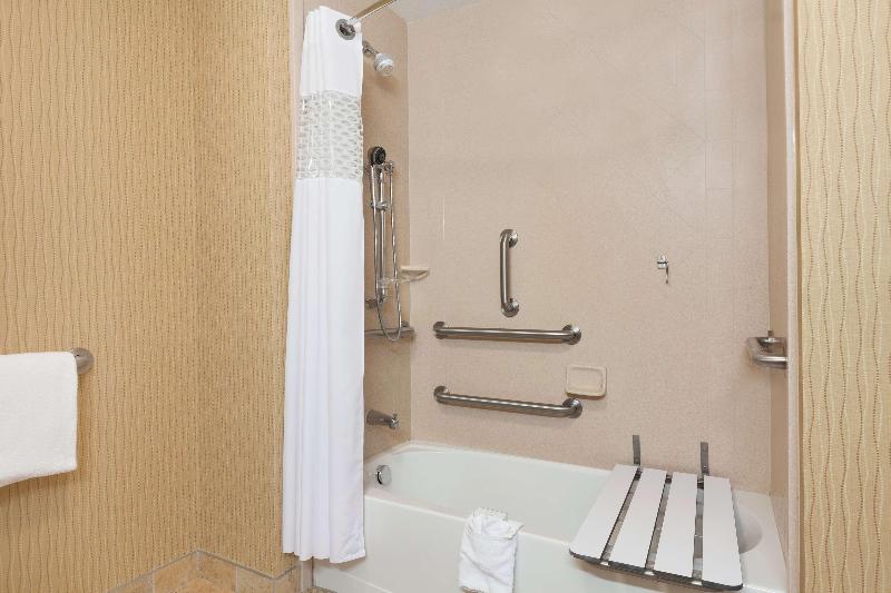 Студио Стандарт Кровать Кинг, Hampton Inn & Suites Williston