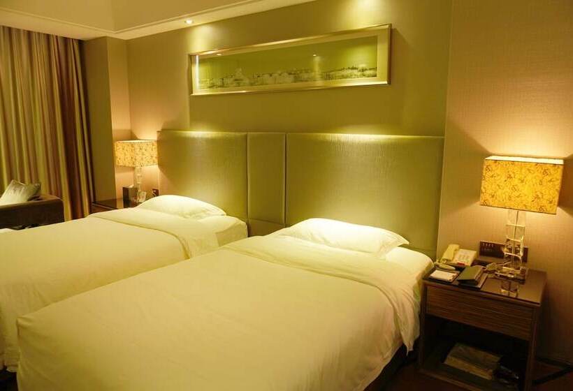 Номер Superior, La Perle International Hotel   Free Shuttle Between Hotel And Exhibition Center During Canton Fair &