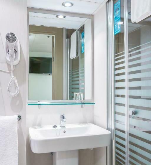 اتاق استاندارد سه نفره, Vertice Roomspace