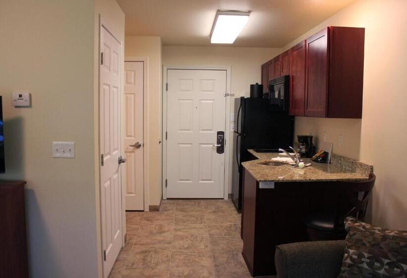 스위트, Extended Stay Americas Suites   Minot