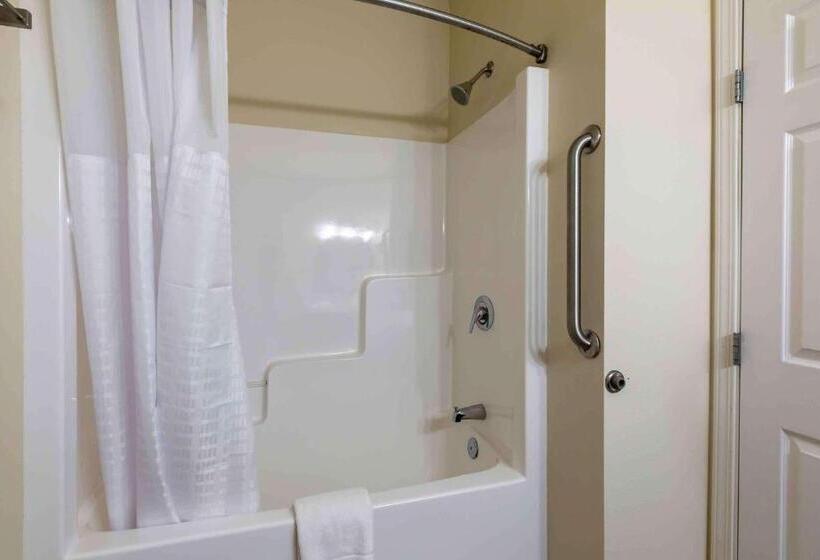 스위트, Extended Stay Americas Suites   Minot