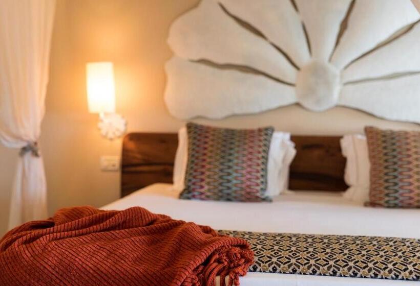 Семейный Номер, Essque Zalu Zanzibar