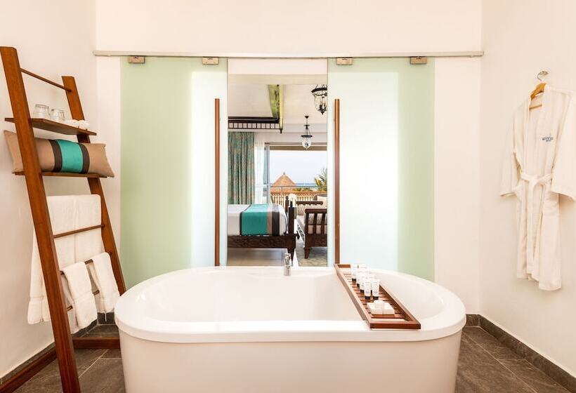 Номер Superior, Royal Zanzibar Beach Resort