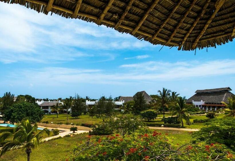 Номер Superior, Royal Zanzibar Beach Resort