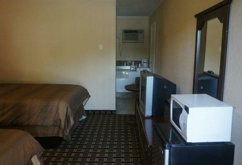חדר סטנדרט שתי מיטות זוגיות, Budget Inn Malvern