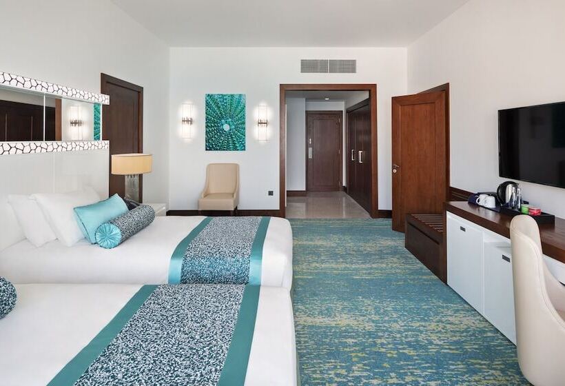 Номер Superior Вид на Море, Ja Ocean View Hotel, Jumeirah Beach Dubai