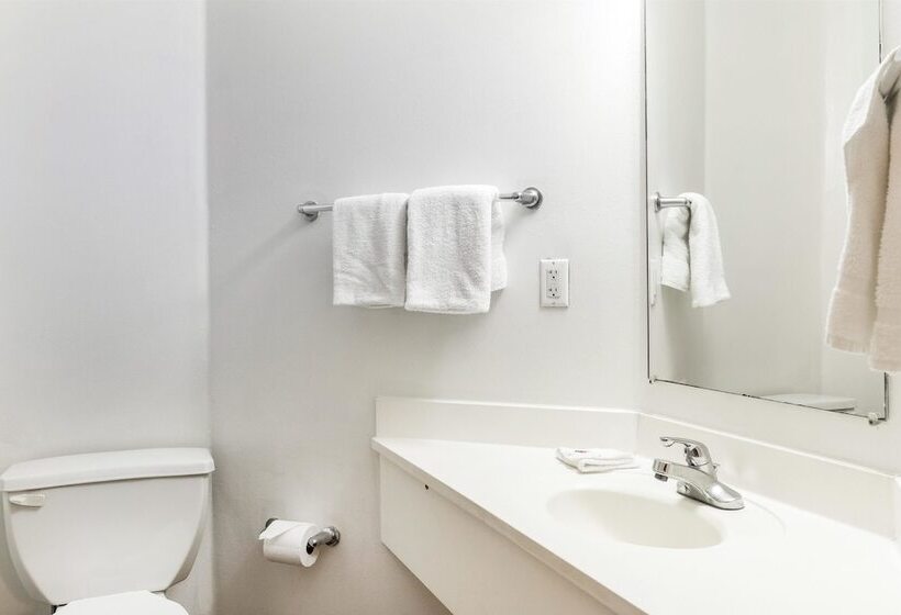 스탠다드 룸 더블 침대 2개, Motel 6 Newport, Tn