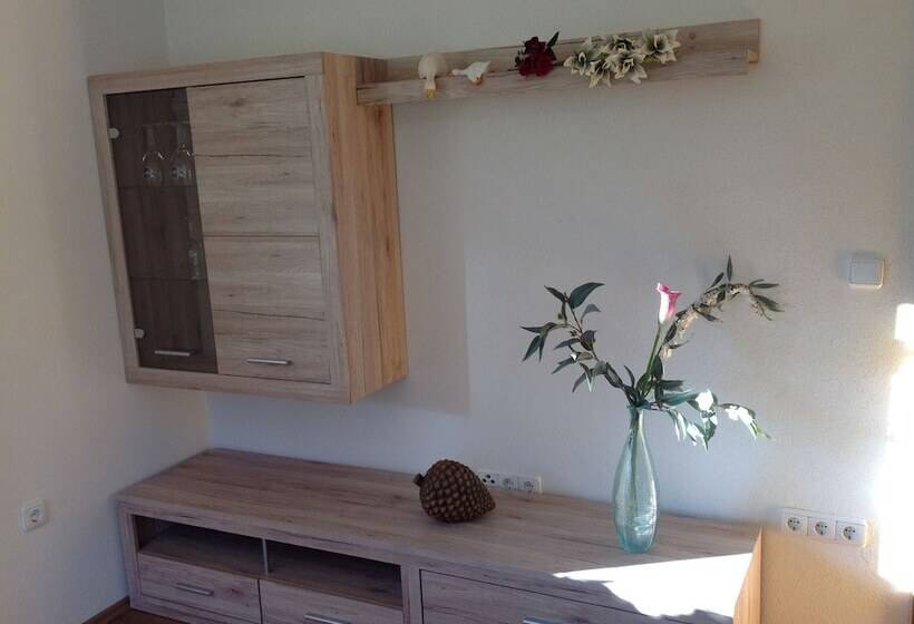 Апартаменты Comfort 2 Спальни, Aparthotels Berwang, Haus Cornelia En Haus Wiesengrund