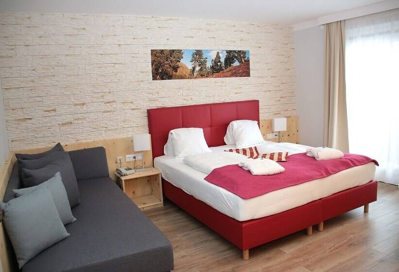 패밀리 룸 산 전망, Genusshotel Almrausch