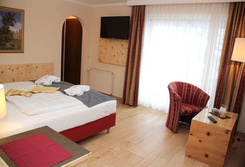Семейный Номер Вид на Горы, Genusshotel Almrausch