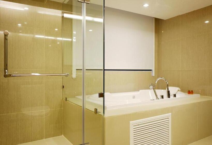 اتاق استاندارد با وان آب گرم, S33 Compact Sukhumvit