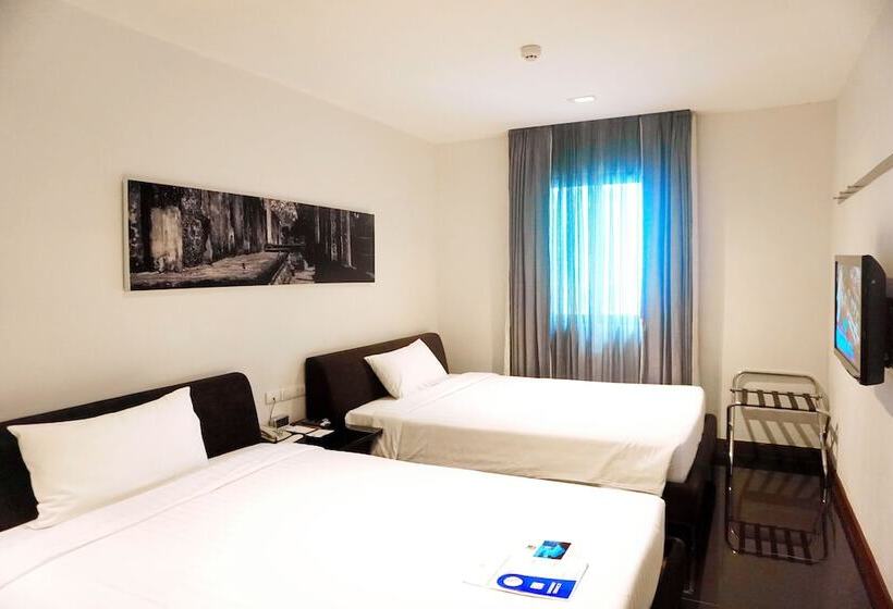 اتاق لوکس, S33 Compact Sukhumvit