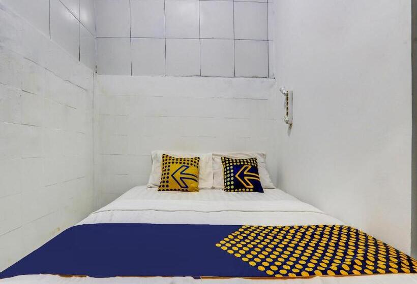 エコノミールーム, Spot On 90780 Gang Tengah Homestay Syariah