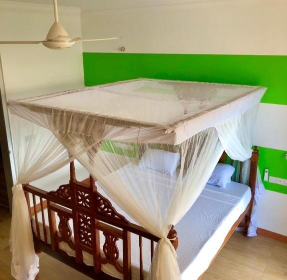 Трехместный Номер Deluxe Вид на Море, Villa Vanilla Kendwa