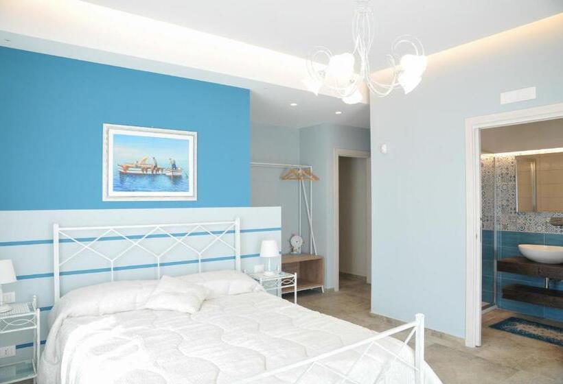 اتاق لوکس, La Casa Dell Alloro
