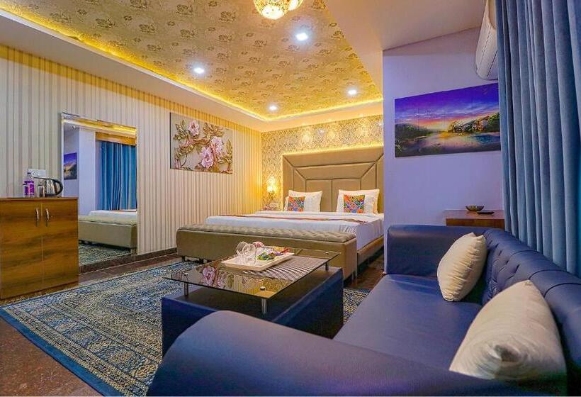 اتاق خانوادگی, Fabhotel Prime Z Grand