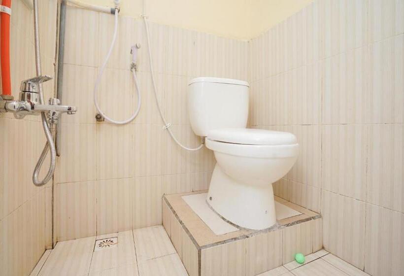 Номер Стандарт, Koolkost Syariah Near T1 Juanda Airport 3