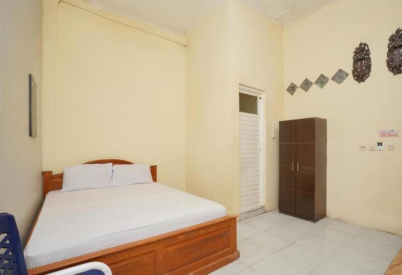 Номер Стандарт, Koolkost Syariah Near T1 Juanda Airport 3