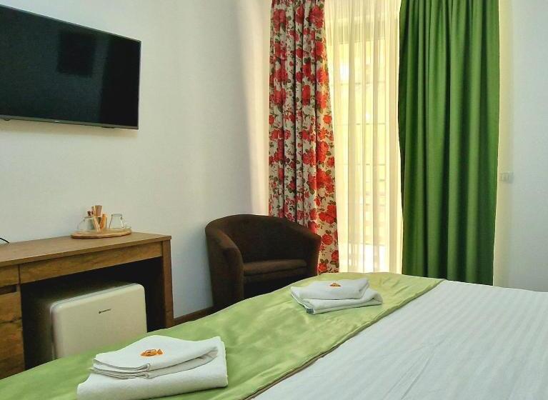 غرفة قياسية سرير كينج لذوى الإحتياجات الخاصة, Provence Suceava