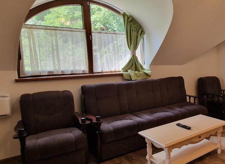 패밀리 스위트, Provence Suceava