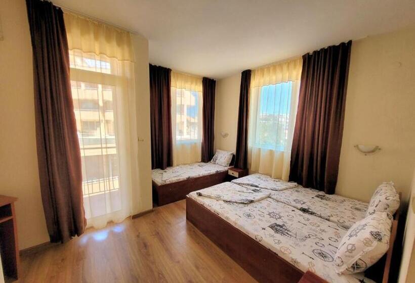 Номер Стандарт Трехместный, Guesthouse Iceberg