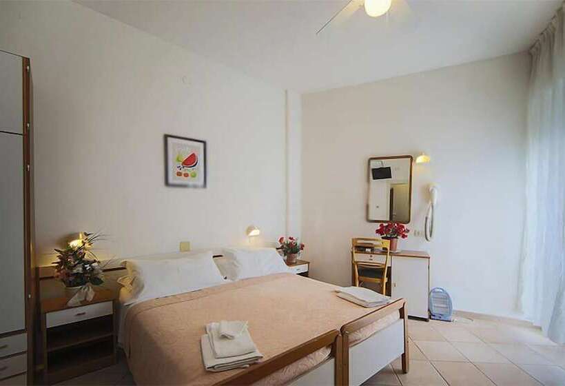 스탠다드 룸, Galles Rimini