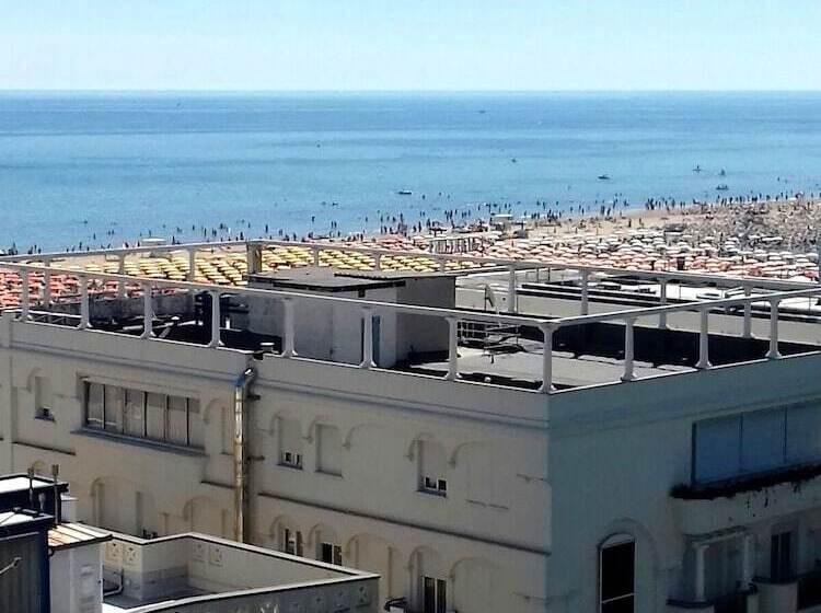 4인용 스탠다드 룸, Galles Rimini