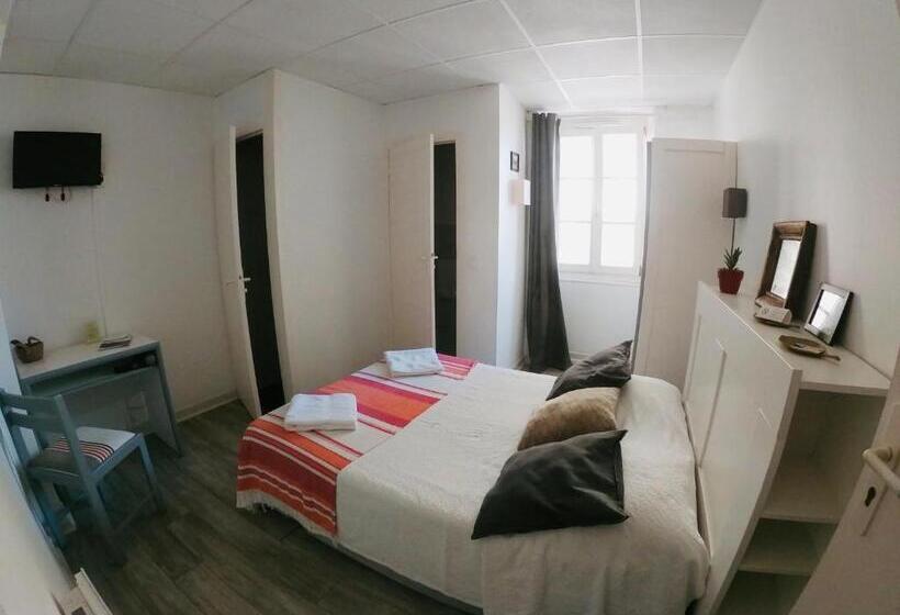 Номер Стандарт, Le Petit Hôtel