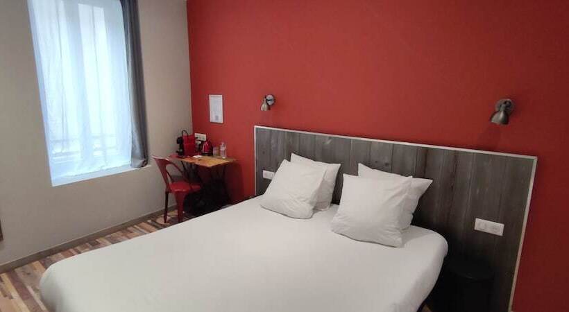 Номер Стандарт, Logis Hotel Yseria   Historical Center