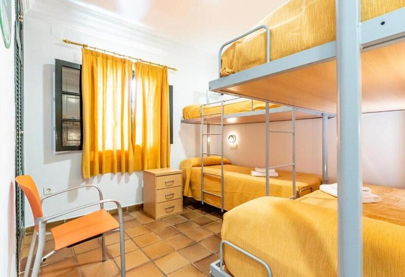 共用房间的床, Albergue Inturjoven Punta Umbría