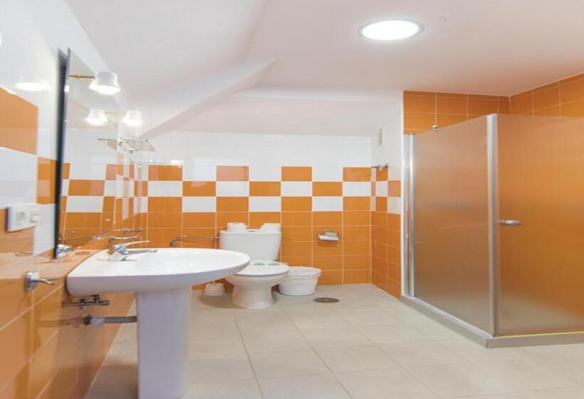 四人标准间, Albergue Inturjoven Punta Umbría